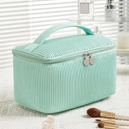 Fashionable Makeup Toiletry Bag - Image 3